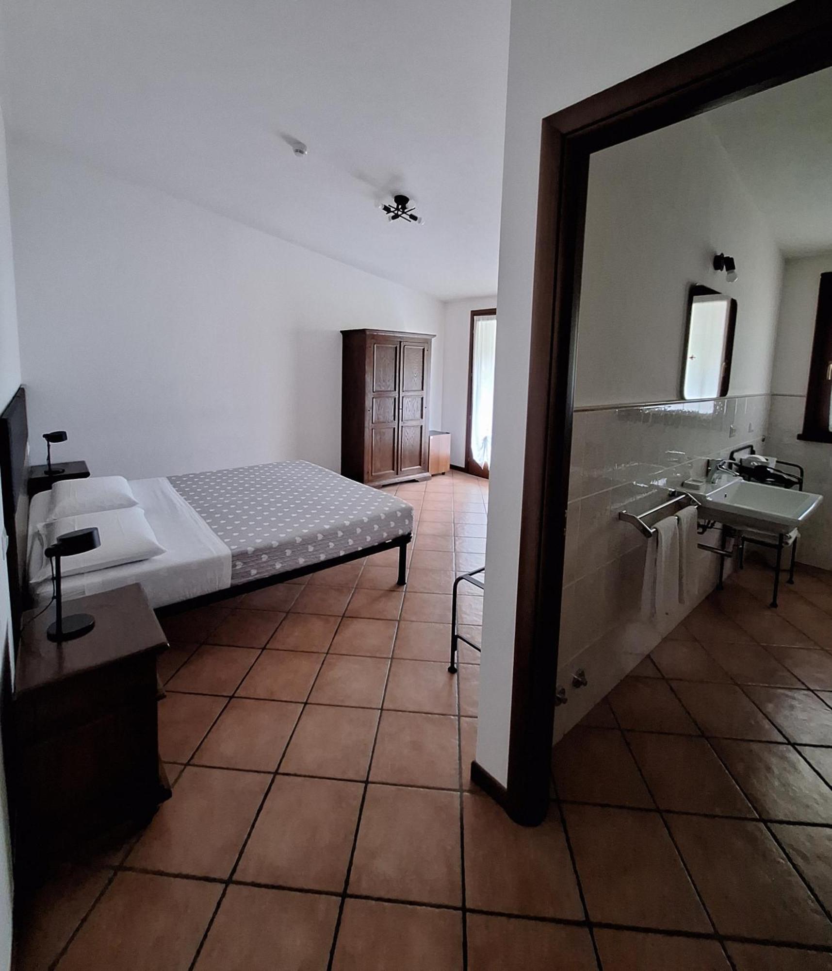 Bed & Breakfast Torrechiara Luaran gambar